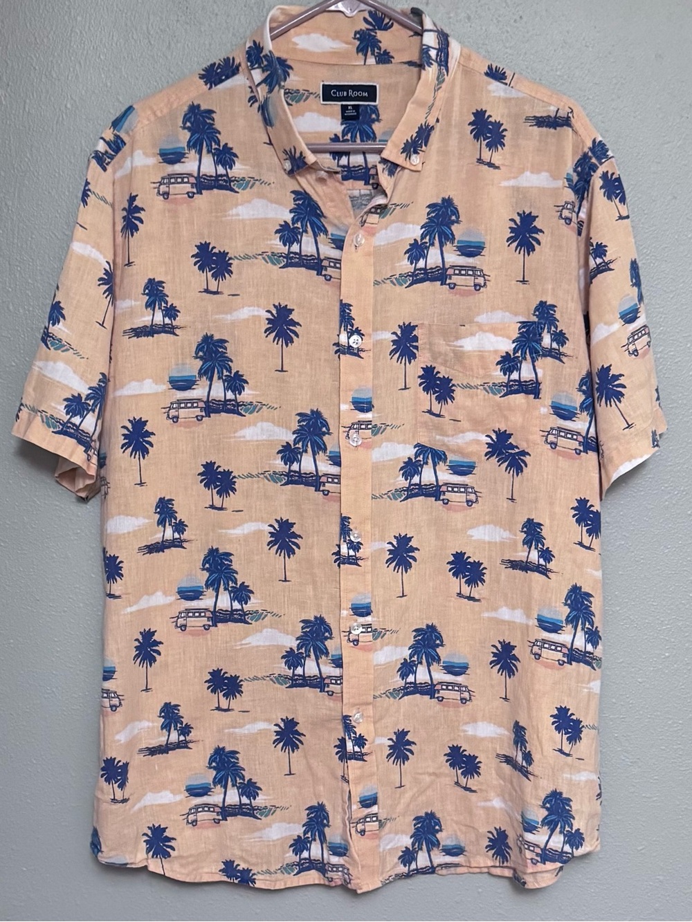 Club Room Peach Short-Sleeve Button-Down with Navy Palm and Van Motif
